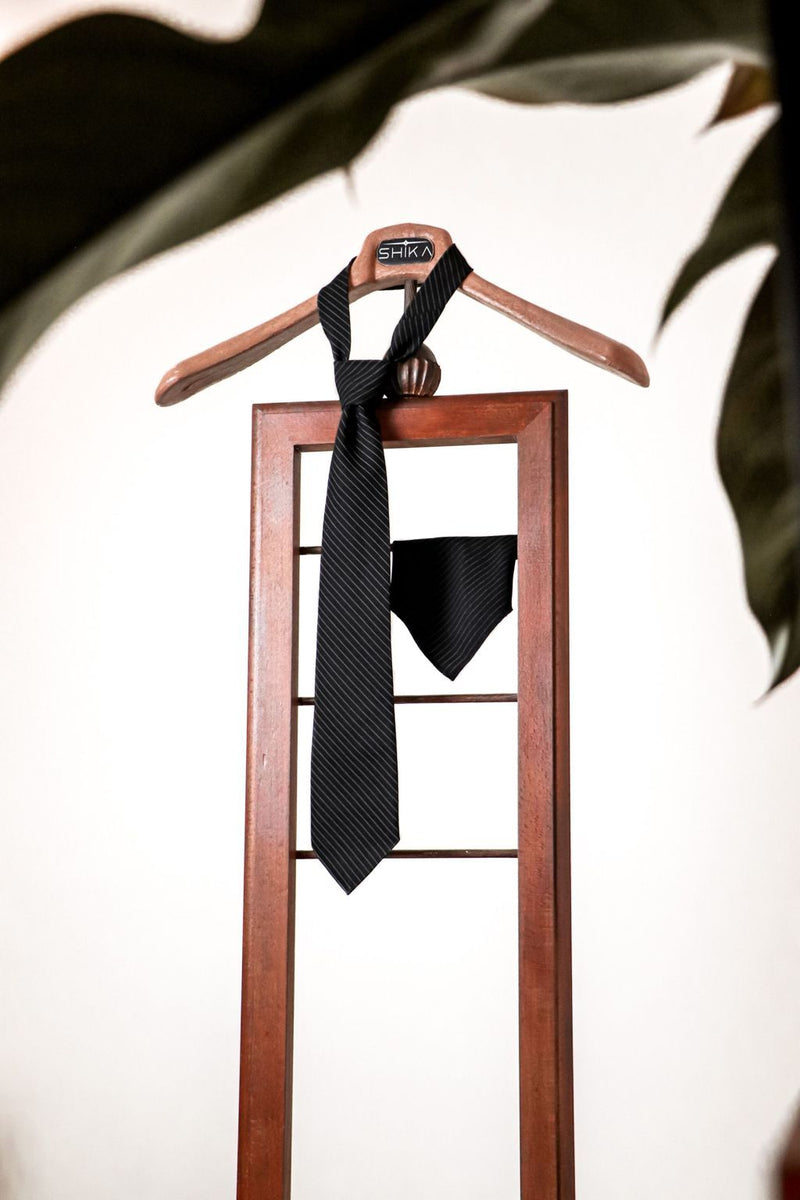 BLACK NECKTIES